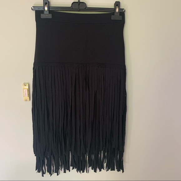 Endless Rose | Fringe Knit Skirt - Picture 2 of 6